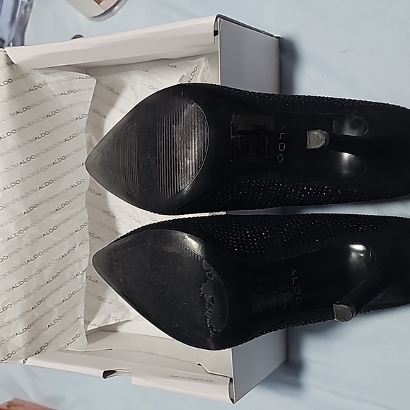 Aldo Pumps Women Size 8M Black Heels All Over Rhinestones - Picture 7 of 8